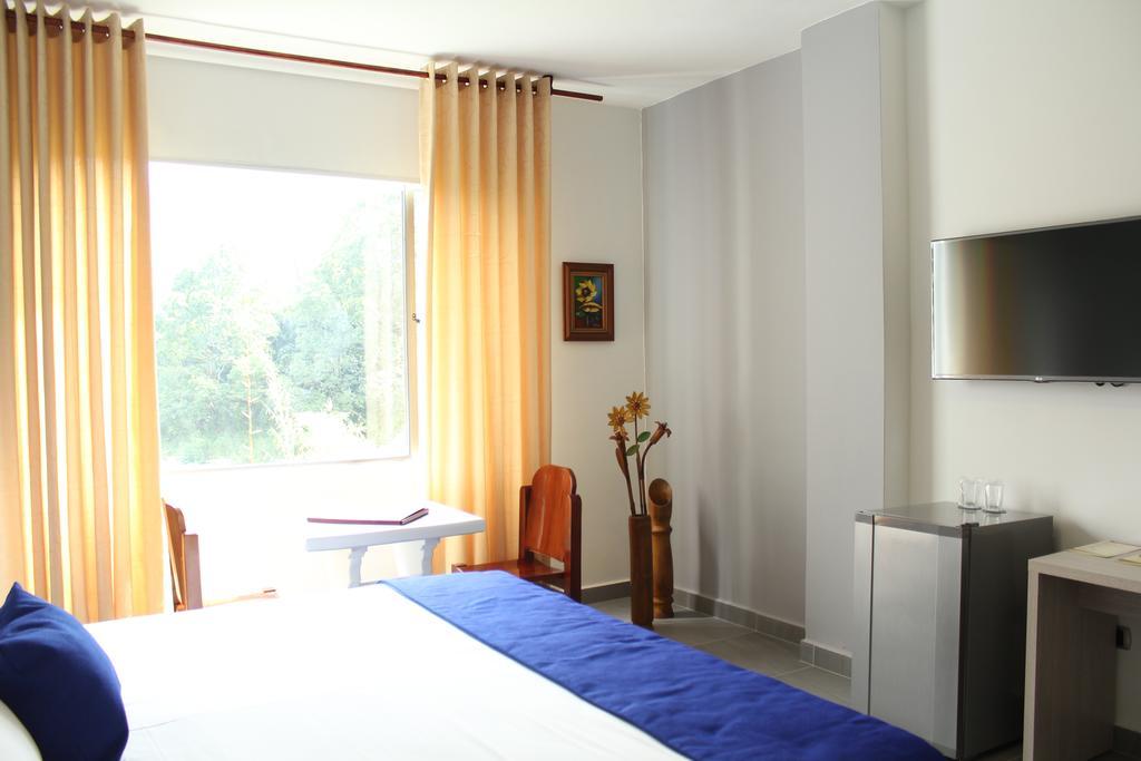 Hotel Ventura Loma Mesa de Ruitoque Kültér fotó